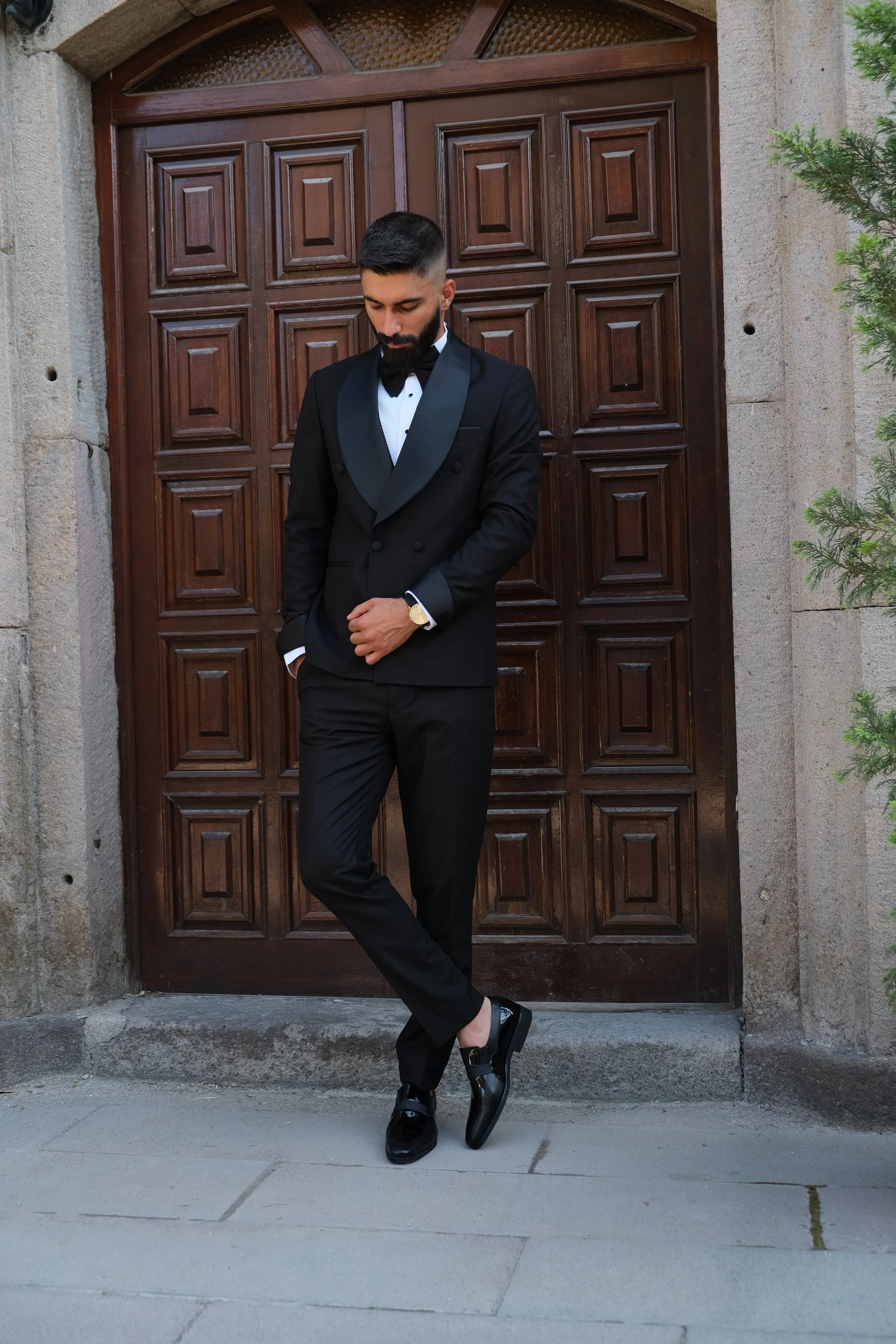 Premium Slim Fit Black Wedding Tuxedo _ Shawl Lapel