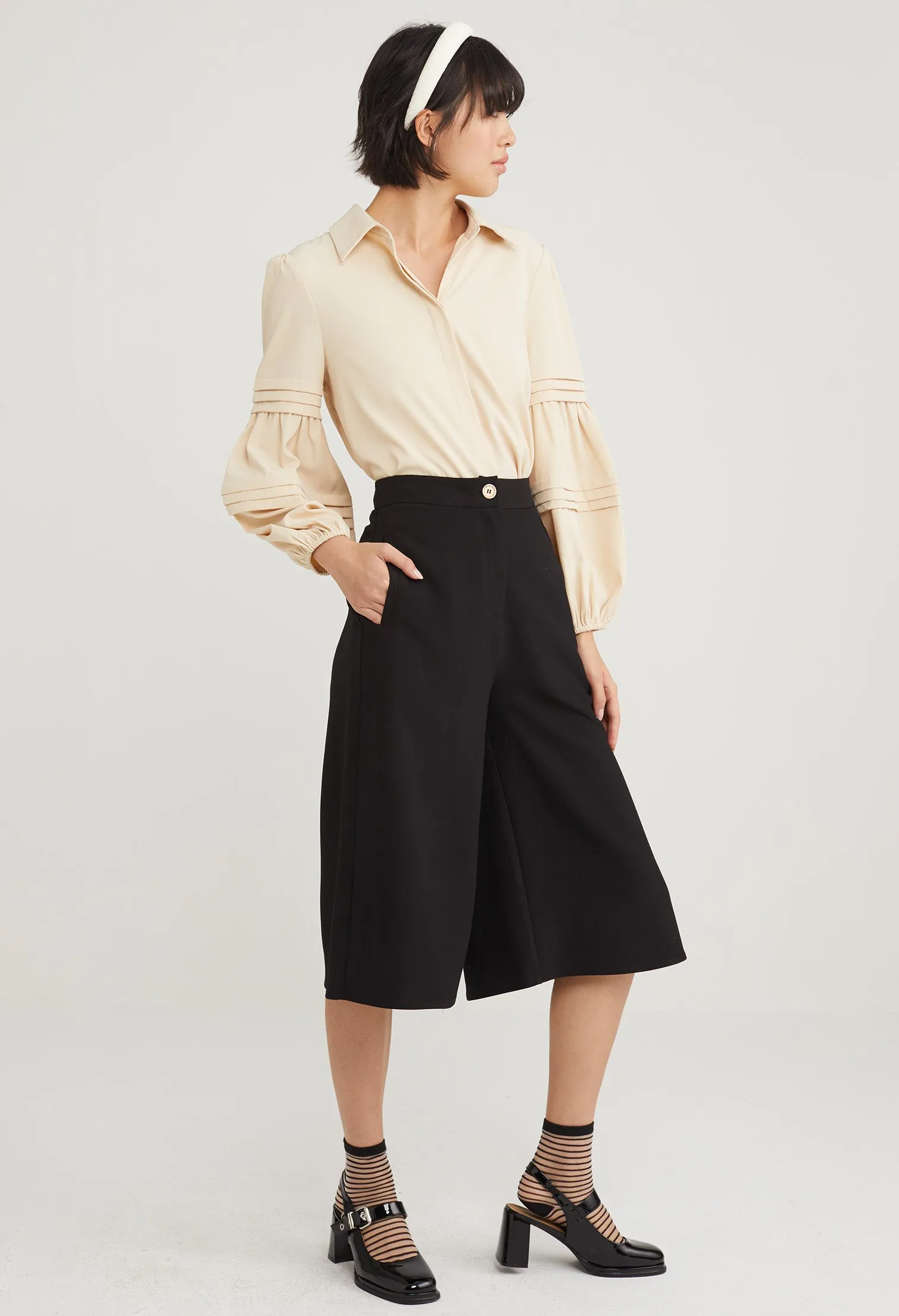 Relaxed Wide Leg Pants