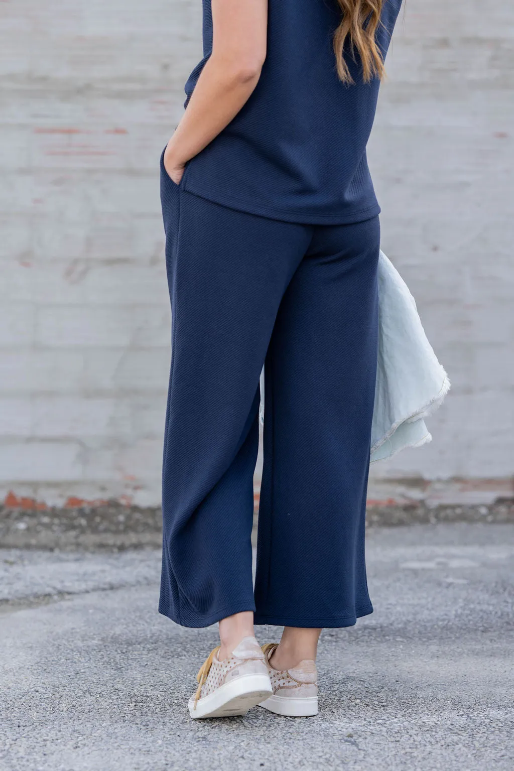 Subtle Ribbed Relaxed Bottom Pants